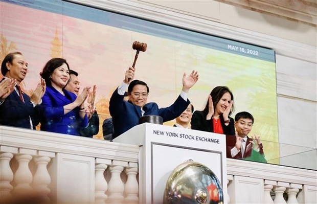 PM visits New York Stock Exchange, holds roundtable with CEOs of int'l firms ảnh 3