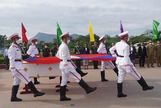 Quang Tri receives 12 remains of Vietnamese martyrs repatriated from Laos ảnh 4