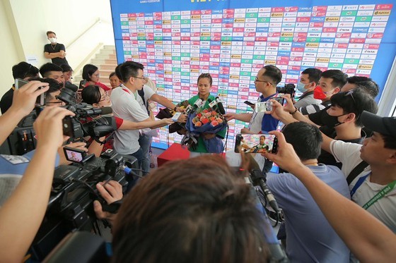 Journalists enthusiastically accompany Vietnamese sports  ảnh 6