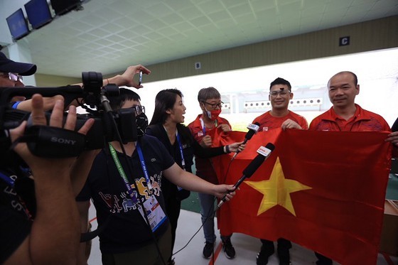 Journalists enthusiastically accompany Vietnamese sports  ảnh 8