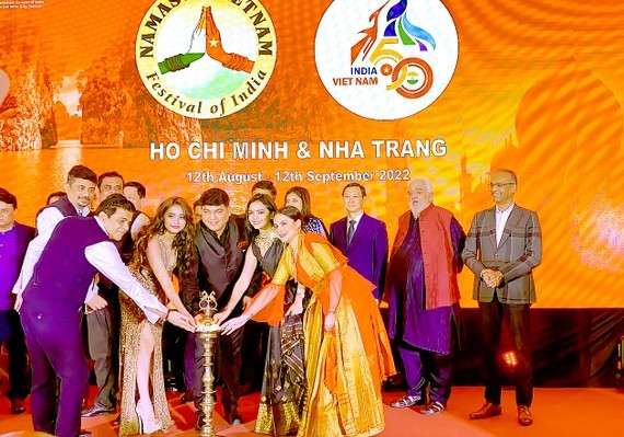 Hello Vietnam Festival 2022 opens in HCMC  ảnh 1