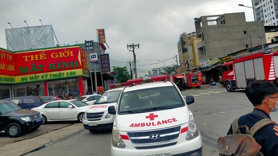 Owner of Binh Duong karaoke parlor arrested for fire prevention violations ảnh 1