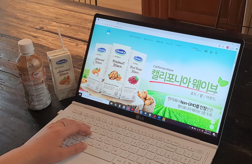 Vinamilk wins contract to export US$1.2 million worth of milk to South Korea ảnh 1