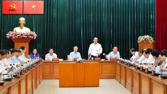 Science-technology must become main driving force in HCMC: Party Leader ảnh 2