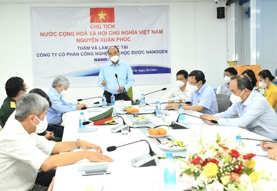 Chủ tịch nước yêu cầu sớm cấp phép vaccine Covid-19 Nanocovax, không để 'dân cần mà cứ chậm' ảnh 1