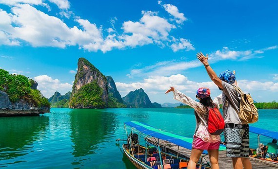 Vietnamese tourism industry needs long-term strategy ảnh 1