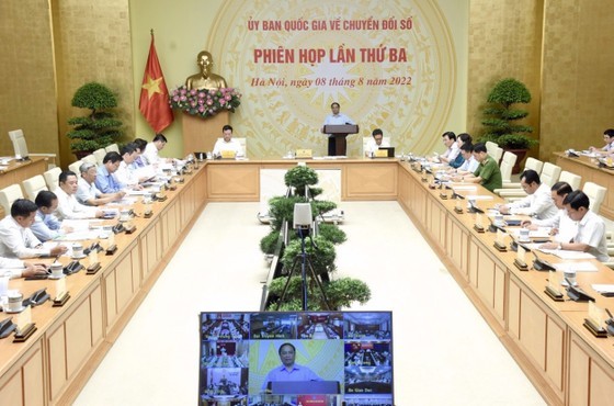 Digital transformation crucial to an independent, self-reliant economy: PM ảnh 2