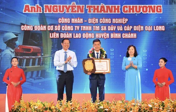 Twenty individuals receive 22nd Ton Duc Thang Award ảnh 2