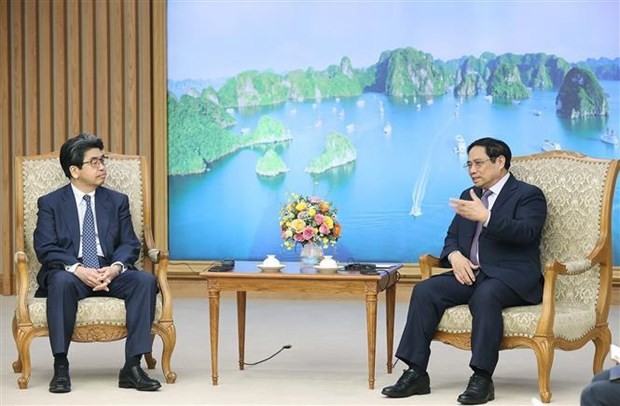 Prime Minister Pham Minh Chinh receives JBIC Governor ảnh 1
