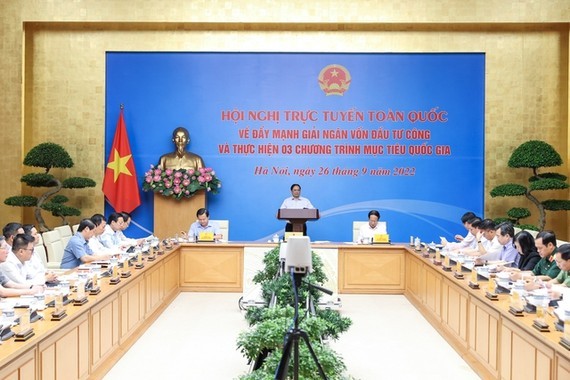 Public investment disbursement among measures to promote growth: PM ảnh 1