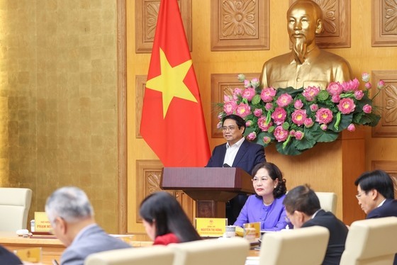 PM stresses role of banking system as arteries of ảnh economy 2