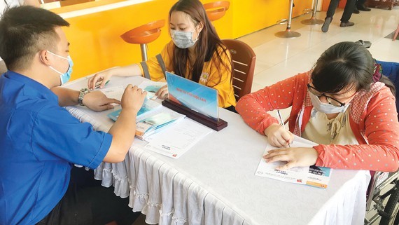 HCMC to activate second support package ảnh 1
