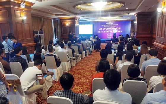 AI applications helping businesses to raise revenues by 50 percent ảnh 1