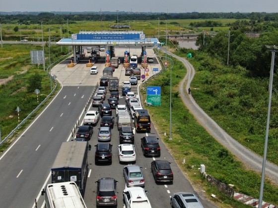 HCMC to build Nhon Trach Bridge to ease traffic burden for Thu Duc City ảnh 1