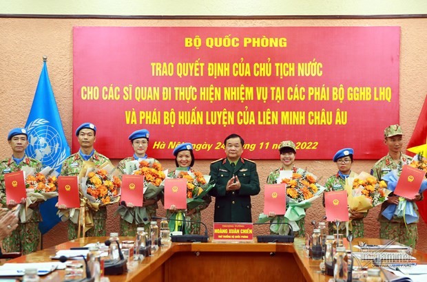 Vietnam sends seven more peacekeepers to UN missions ảnh 1