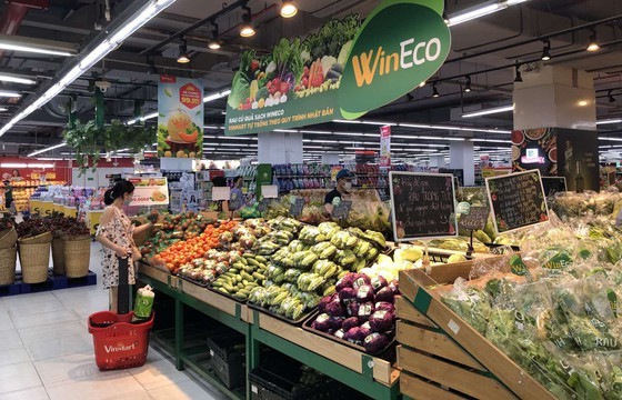Goods remain abundant at stable prices in HCMC ảnh 1
