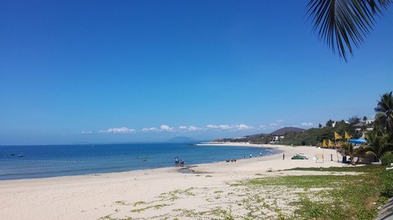 Phan Thiet announces safe beaches for swimming ảnh 2