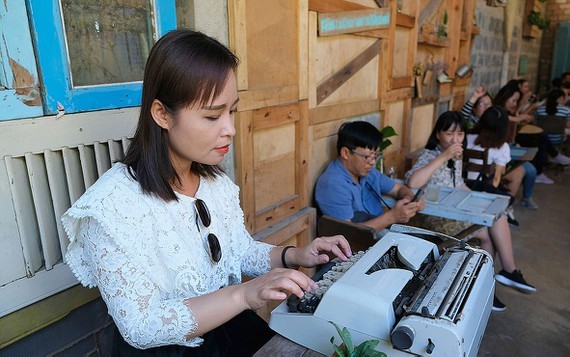 Community-based tourism increases local income ảnh 3