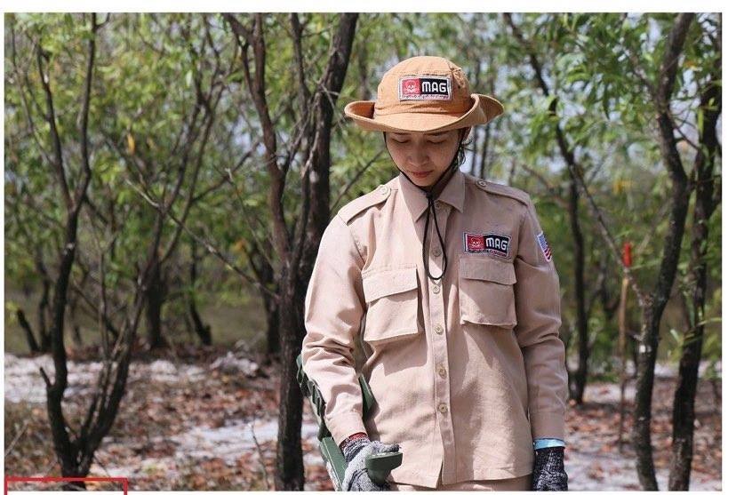 Vietnam’s unique female team reclaims mine-contaminated land ảnh 3