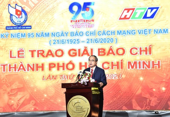 Sai Gon Giai Phong Newspaper scoops 9 prizes at HCMC Press Awards 2020 ảnh 1