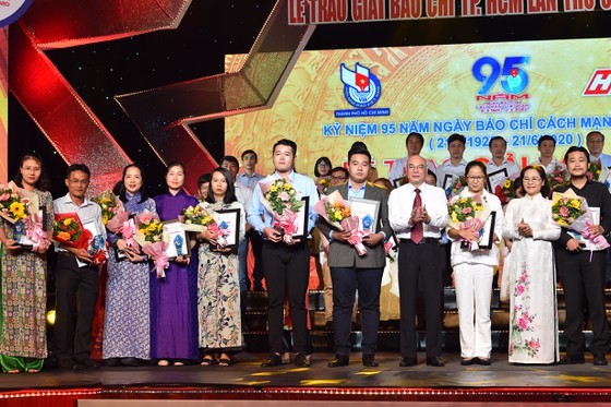 Sai Gon Giai Phong Newspaper scoops 9 prizes at HCMC Press Awards 2020 ảnh 4