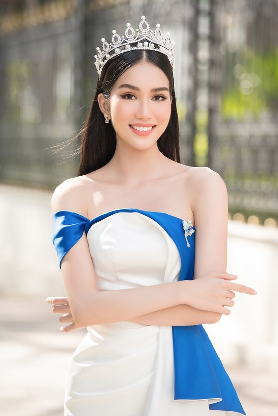 First runner-up of Miss Vietnam 2020 to compete in Miss International 2021 ảnh 8