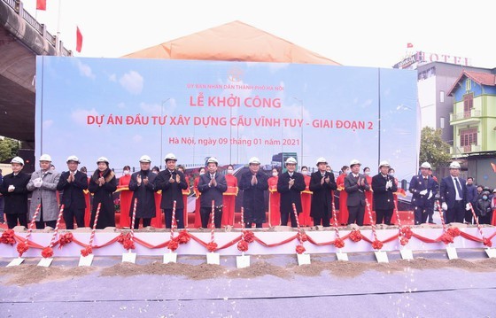 PM opens work connecting Ring Road 3 with the Hanoi - Hai Phong Expressway ảnh 2