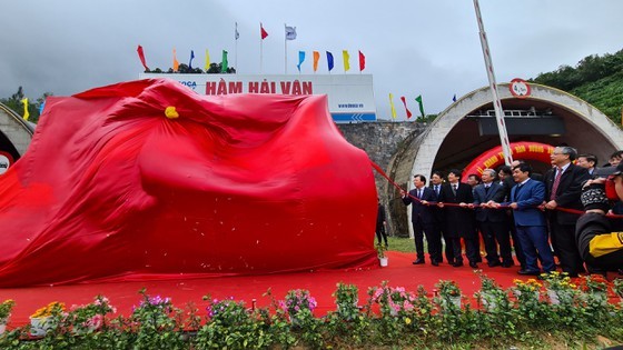 Hai Van Road Tunnel 2 inaugurated ảnh 4