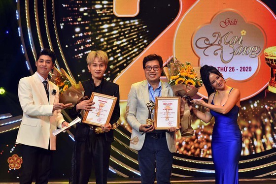 2020 Mai Vang Awards honors artists Hoai Linh, Dai Nghia for community works ảnh 6