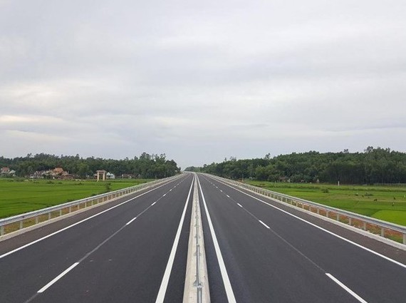 HCMC proposes appointment of expressway project's main investor to Binh Phuoc ảnh 1