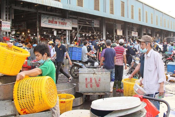 HCMC authorities inspect Covid-19 prevention, control work ảnh 1