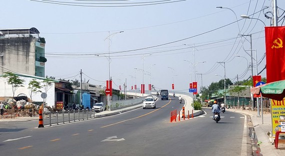 Nha Be District proposes investor to boost construction projects of four bridges ảnh 1