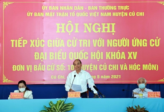 State President Nguyen Xuan Phuc meets voters in Ho Chi Minh City ảnh 1