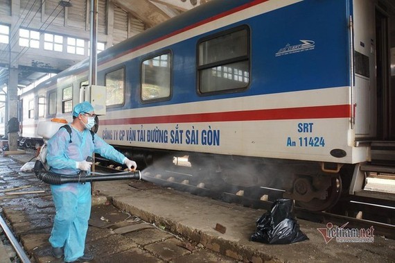 Hanoi Railway resumes some North-South trains ảnh 1