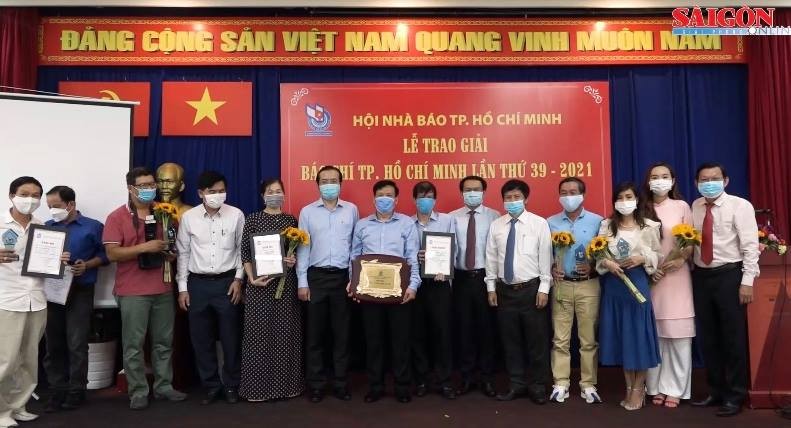 Sai Gon Giai Phong Newspaper honored at award ceremony of HCMC Press Awards 2021 ảnh 1