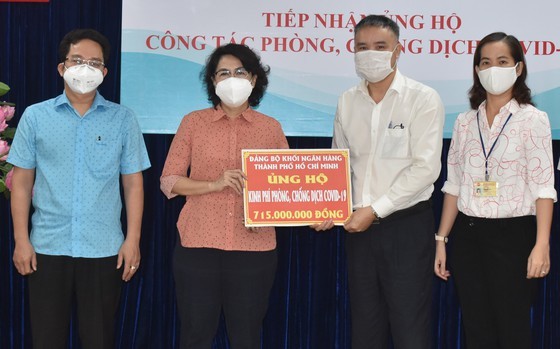 State agency, businesses extend support to HCMC in its fight against Covid-19 ảnh 1