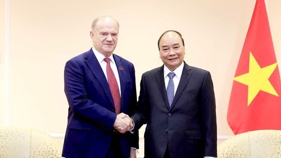 Vietnam wants to beef up friendship with Russian Communist Party: President Phuc ảnh 1