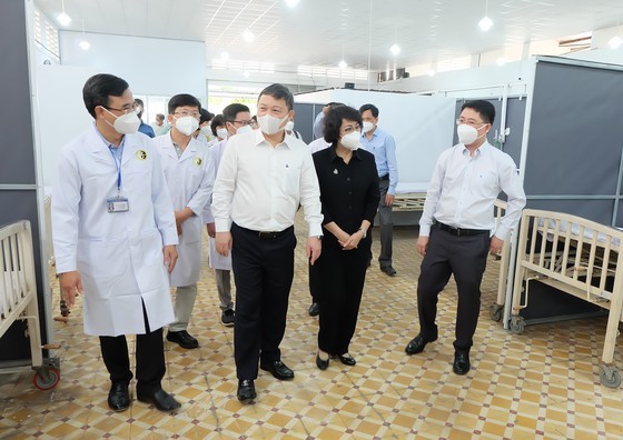 Phu Nhuan Dist. reopens Covid-19 healthcare facilities amid surge in new cases ảnh 1