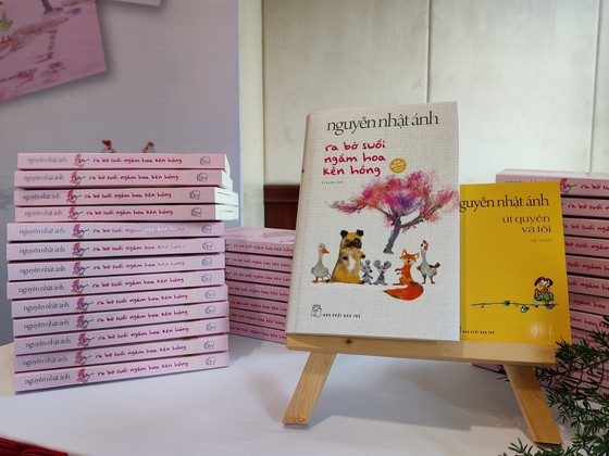 Children’s best selling writer releases new book ảnh 1