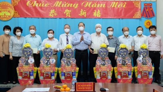 HCMC’s leaders extend Tet greetings to Chinese-Vietnamese community ảnh 2
