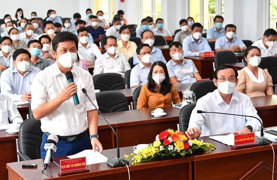 HCMC well takes care of needy people during Tet holidays ảnh 8