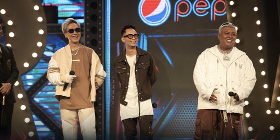 Seachains named as winner of 2nd Rap Viet Competition ảnh 13