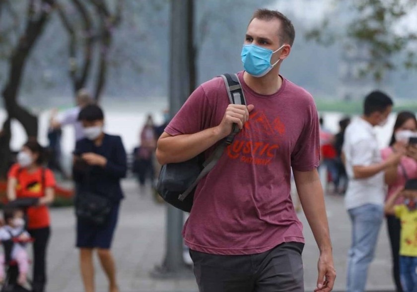 Hanoi welcomes first international tourists after pandemic hiatus ảnh 3