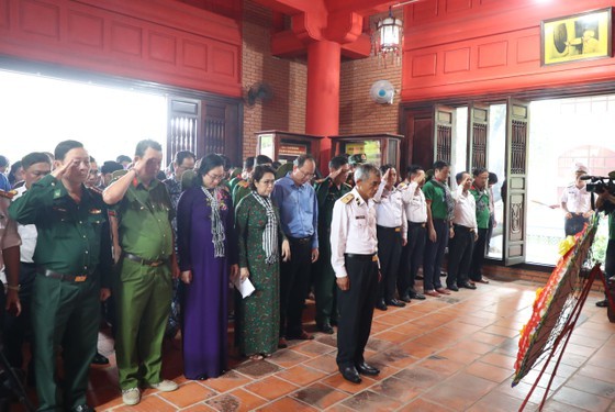 HCMC’s delegation concludes visit to Truong Sa archipelago, DK1 platform ảnh 11