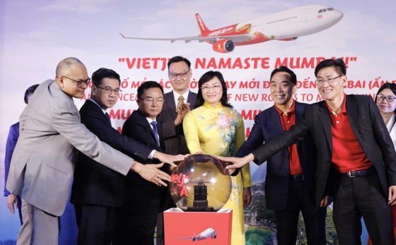 HCMC, Mumbai enhance cooperation, open new direct flights ảnh 6