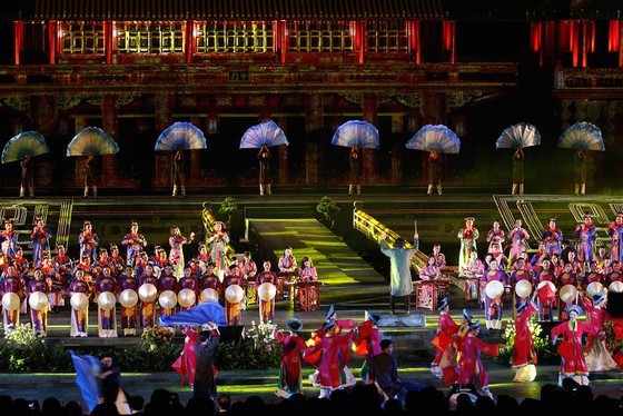 Grand Opening Ceremony of Hue Festival 2022 officially held ảnh 6