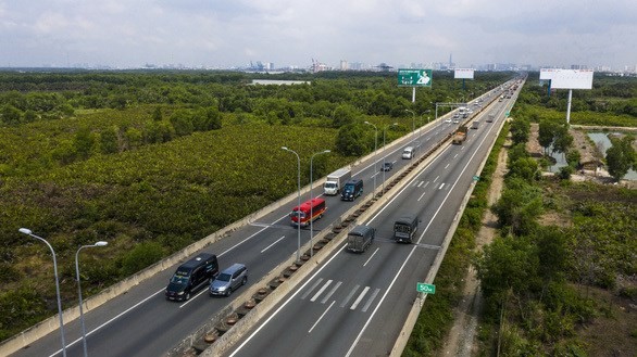 Transport ministry approves North-South Expressway sub-projects in 2021-2025 ảnh 1