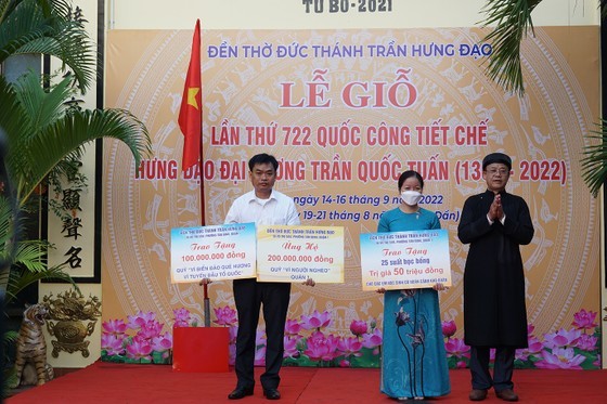 Ceremony marks Grand Lord Hung Dao’s 722nd death anniversary ảnh 4