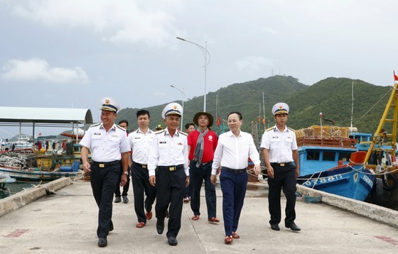 HCMC’s delegation visits Nam Du, Hon Chuoi islands ảnh 1