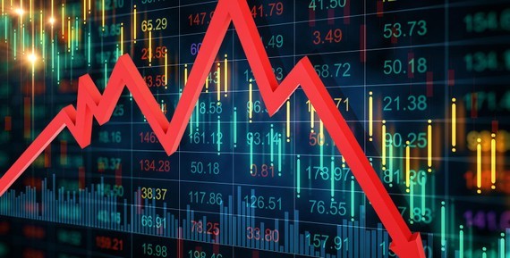 Stock market in turmoil as investors withdraw ảnh 1